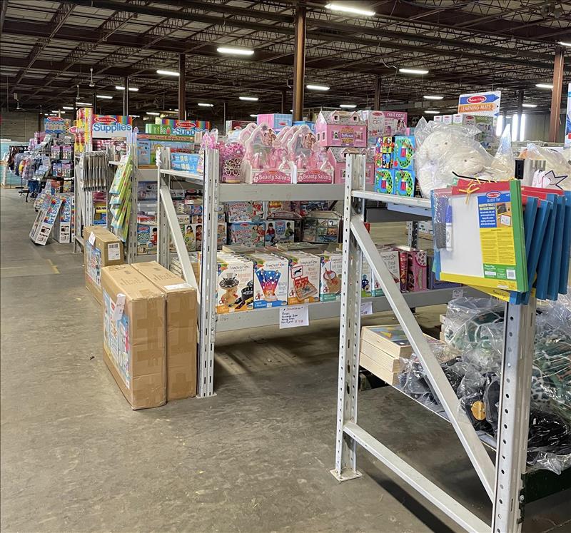 Jacksonville Warehouse Bargains Jacksonville, IL